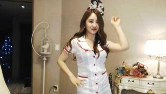 漂亮女主播洗澡视频,女主播洗澡瞬间引发全网热议