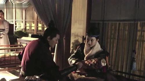 幕后花絮抱婴儿,揭秘明星抱婴儿的温馨瞬间